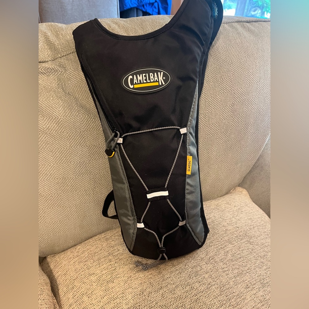 CamelBak Classic Light hydration pack